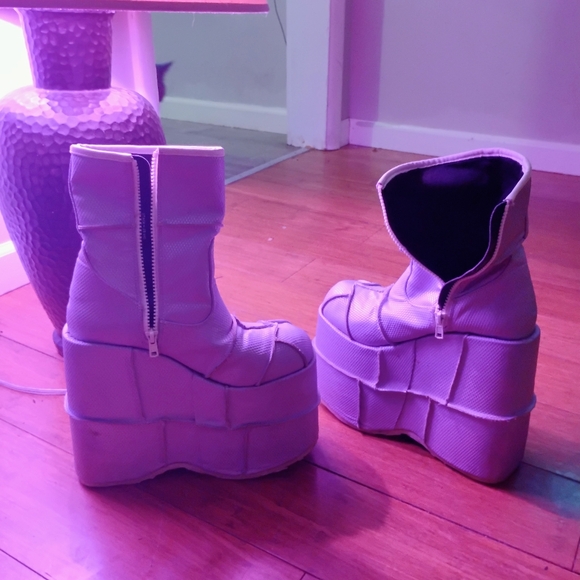 Demonia lavender fairy stomper sky high platform boots - Picture 3 of 3